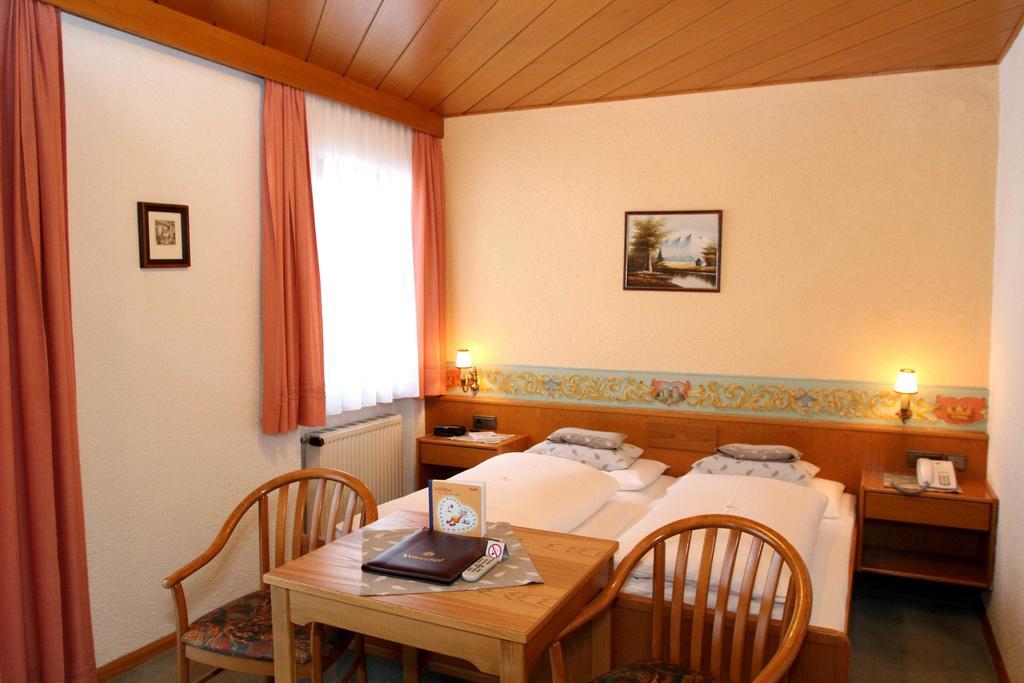 Hotel Völserhof Bad Hofgastein Rum bild